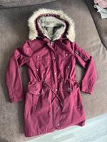 ASOS Winterjacke/ -mantel Gr. 38/M rot Fell Hessen - Niestetal Vorschau