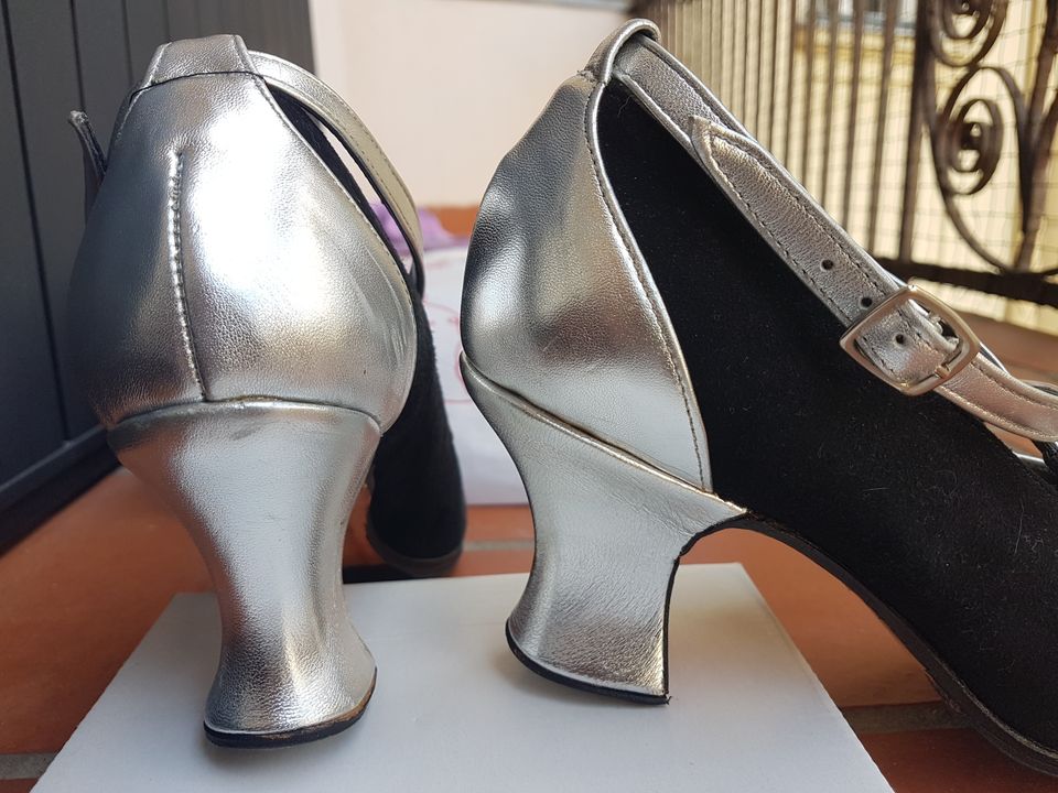 Profi Flamenco Tanz Schuhe Gallardo Gr. 38,5 schwarz silber Leder in Berlin