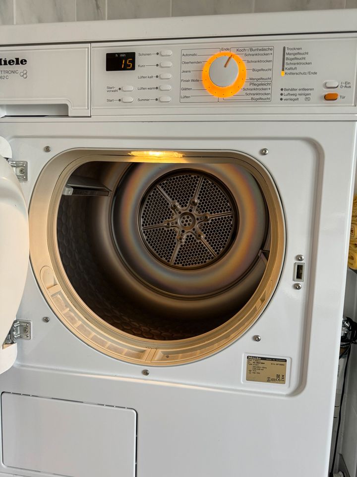 Miele Waschmaschine und Kondens Trockner im Set W3365 T4462C in München