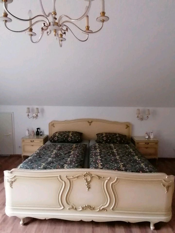 gebrauchtes Schlafzimmer Antiquität in Elsterberg