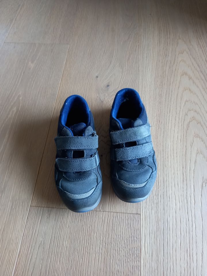 Halbschuhe, Sneaker, Turnschuhe Elefant Gr. 30 in Sonthofen