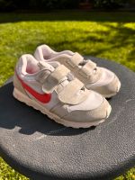 Nike Schuhe, weiß/rot Größe 29,5 Brandenburg - Wandlitz Vorschau