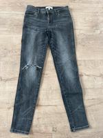 Mango Hosen, Jeans , Gr. 36, schwarz Niedersachsen - Geestland Vorschau