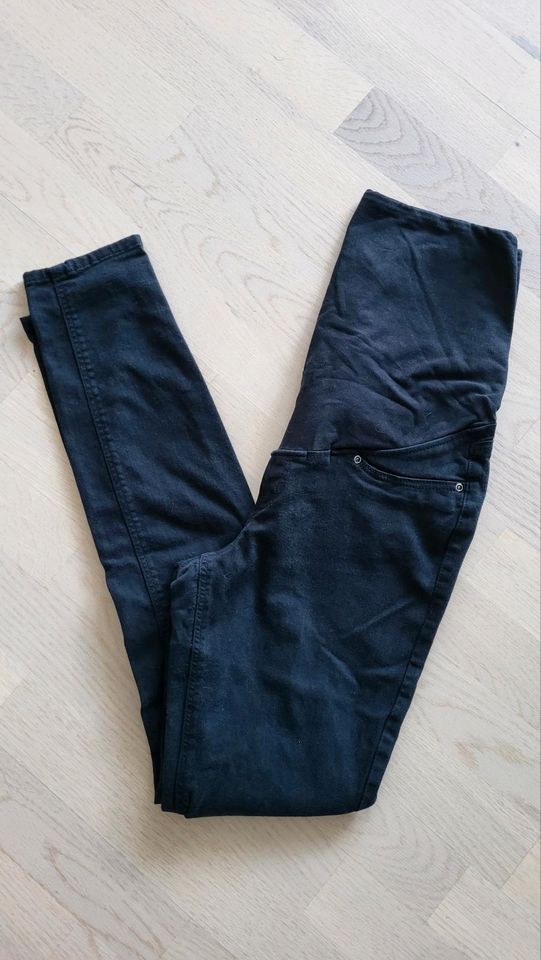 Umstandsmode Jeanshose schwarz Gr.S 36 H&M Mama in Blumberg