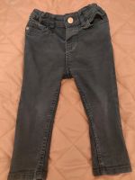 Hose, Jeans Gr. 80 H&M Rheinland-Pfalz - Montabaur Vorschau