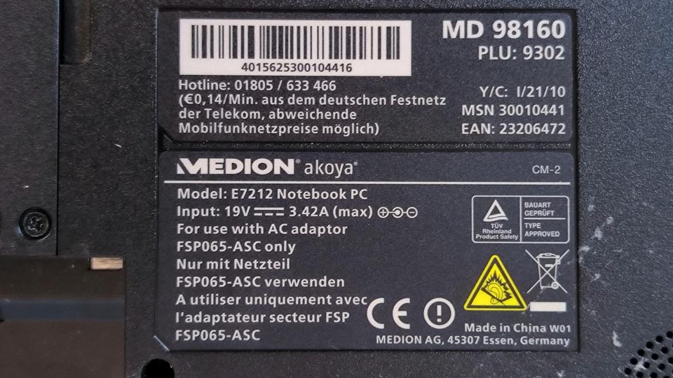 Medion Retro Laptop Notebook 17,3" 2,30GHz Windows 7 4Gb 500Gb in Winnenden