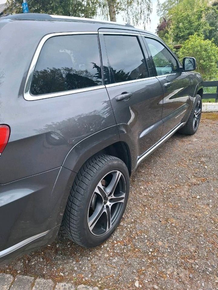 Jeep grand cherokee 3.0 summit in Hannover