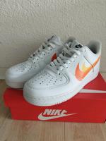 Nike Air Force 1 Turnschuhe Sneaker 41 unisex weiß orange Sachsen - Hohenstein-Ernstthal Vorschau