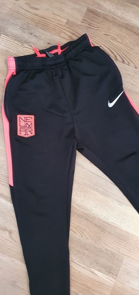 Nike Trainingsanzug in Bremen