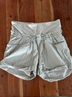 Umstandshose kurze Hose Shorts M Schleswig-Holstein - Satrup Vorschau