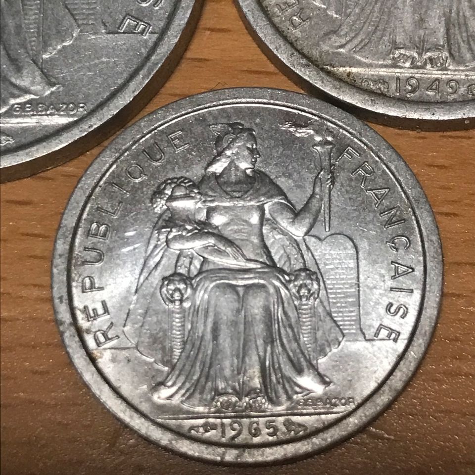 3 Münzen Französisch Polynesien 5,2 u.1 Franc in Gilching