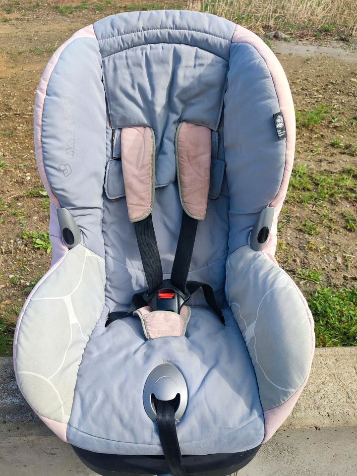 Maxi Cosi Priori Kindersitz 9-18kg in Wiesenfelden