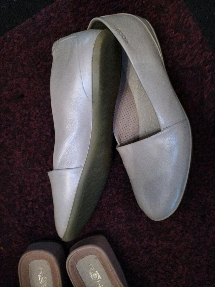 Damen Schuhe teilweise neu  gr. 38und 39 in Bremen