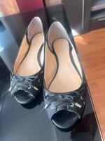 Guess Ballerinas Peeptoe Sandalen Gr. 39 Schnüren Düsseldorf - Hafen Vorschau