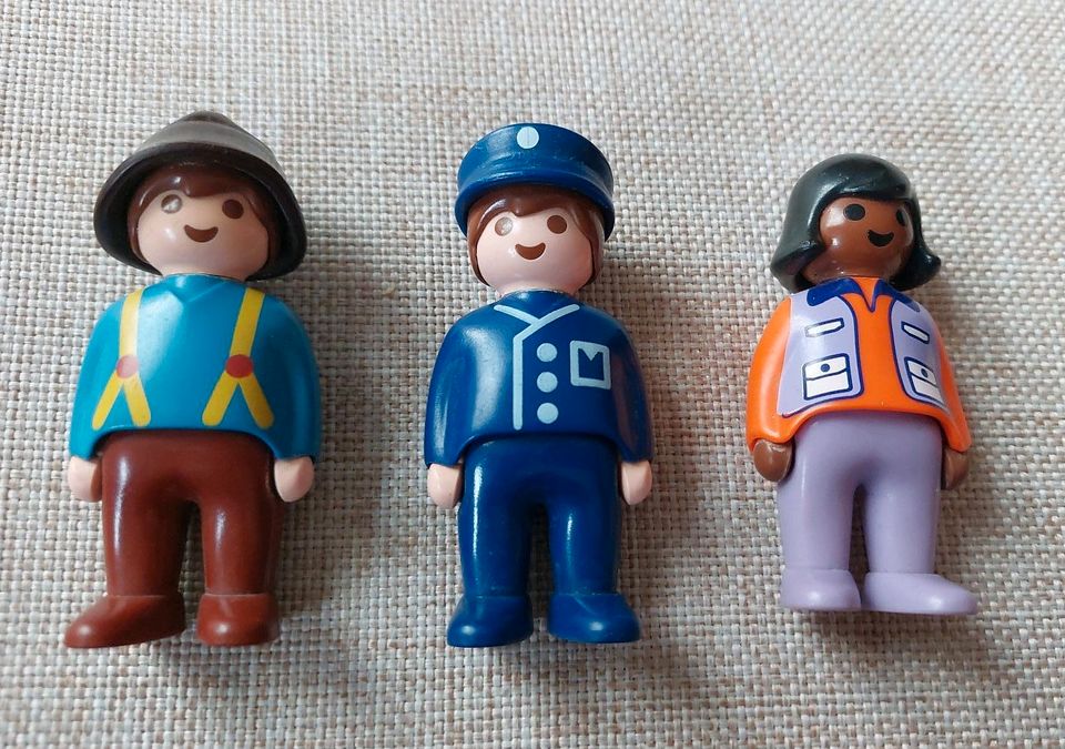 Playmobil Figuren 1.2.3. für kleine Kinder Polizei Frau Alm Bauer in Lübeck