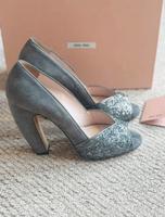 Miu Miu Heels – Wildleder & Glitzer-Pailletten, Gr. 39 Eimsbüttel - Hamburg Rotherbaum Vorschau