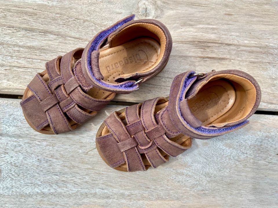 Bisgaard Sandalen lila Gr.24 in Seevetal