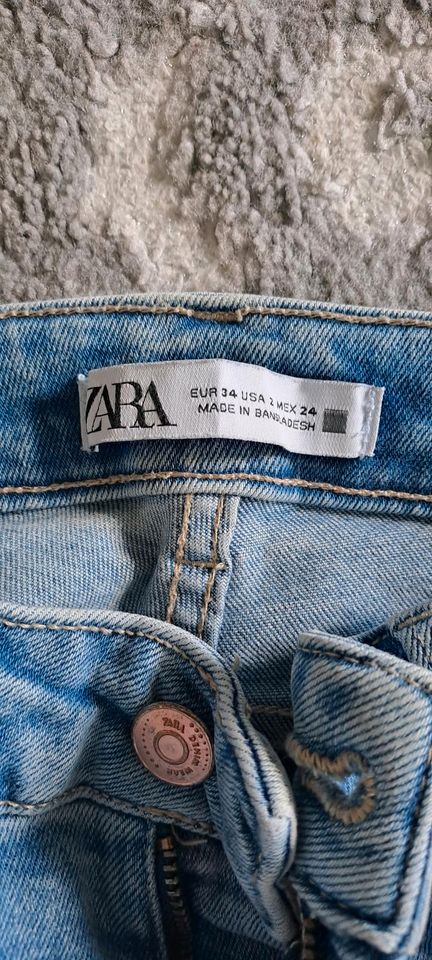 Zara Jeans gr xs in Oldenburg