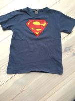 H&M Superman T-Shirt blau 110 Brandenburg - Wittstock/Dosse Vorschau
