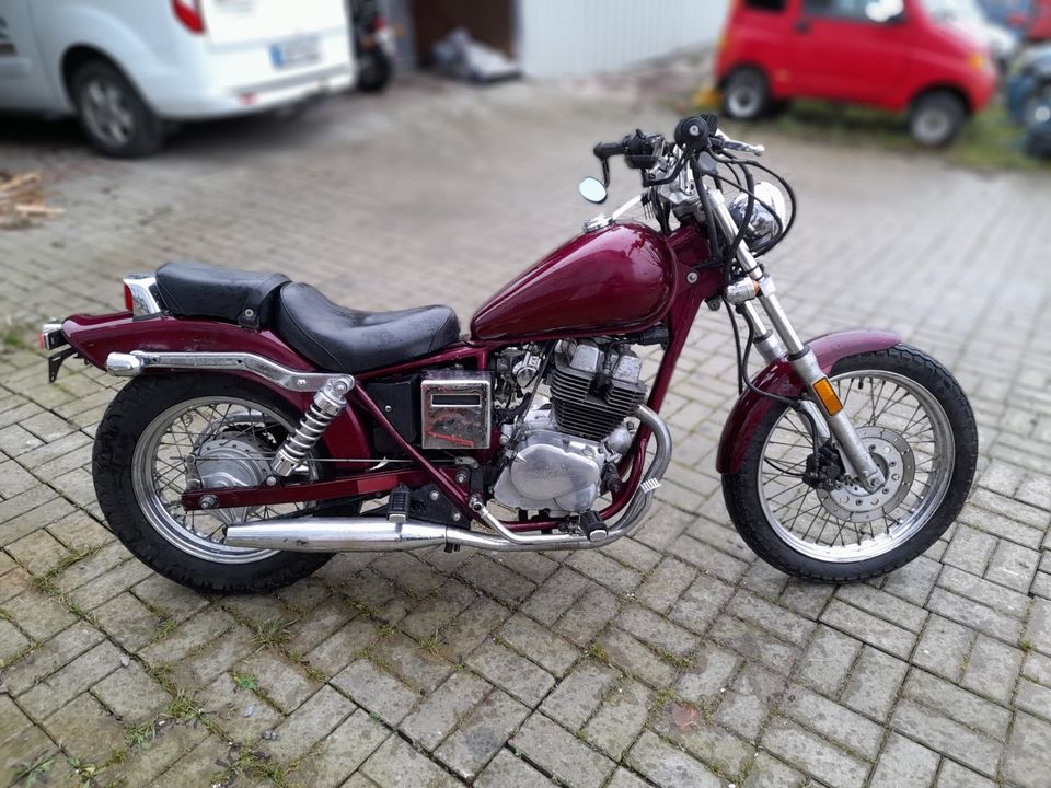 Honda CMX 250 Rebell  Lieferung ist möglich in Nieheim