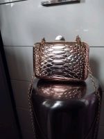 Neu ❣️ goldene Tasche aus Metall mit kettenhenkel Bayern - Königsbrunn Vorschau
