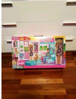 Barbie Ferienhaus FXG55 mit Puppe+Zubehör* Puppen Klapp-Haus Nordrhein-Westfalen - Troisdorf Vorschau