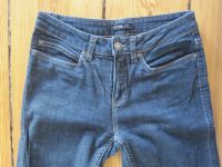 Jeans Comma Vintage gerades Bein dunkelblau Gr. S 36 Baumwolle Berlin - Wilmersdorf Vorschau