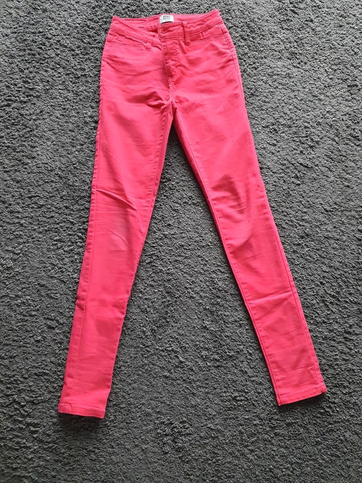 Hose, Jeans Vero Moda Gr. 25/32 in Emsdetten