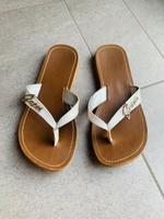 Guess Slippers Zehentrenner Flip Flop 35/36 Baden-Württemberg - Ostfildern Vorschau