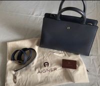 Aigner  Handtasche  Cybill dunkelblau Nordrhein-Westfalen - Neuss Vorschau