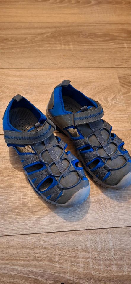 Outdoor Sandalen Gr. 34 NEU! in Hennigsdorf