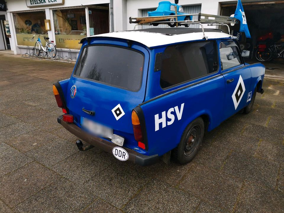 Trabant 601 Kombi in HSV Optik in Bremen
