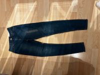 Skinny Jeans blau Gr.. 176 NEU !!! Nordrhein-Westfalen - Mülheim (Ruhr) Vorschau