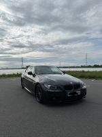 BMW 330i  E93 Cabrio M-Paket Frankfurt am Main - Westend Vorschau