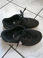 Nike Sneakers Sportschuhe Gr 37, 5 Baden-Württemberg - Bad Saulgau Vorschau