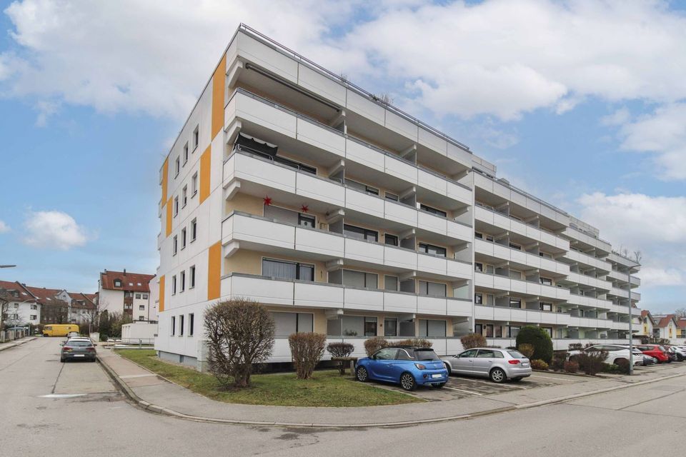 Sofort verfügbar: Großzügige 2-Zimmer-Wohnung mit 2 Balkonen und TG-Stellplatz in Kempten