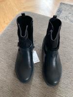 Boots (Esprit) * Gr. 37 * NEU Berlin - Treptow Vorschau