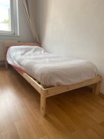 Bequemes und klassiches Bett Sachsen-Anhalt - Halle Vorschau