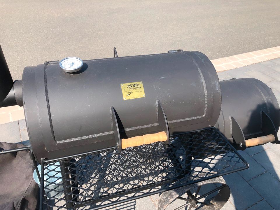 Joes Barbeque Smoker in Bückeburg