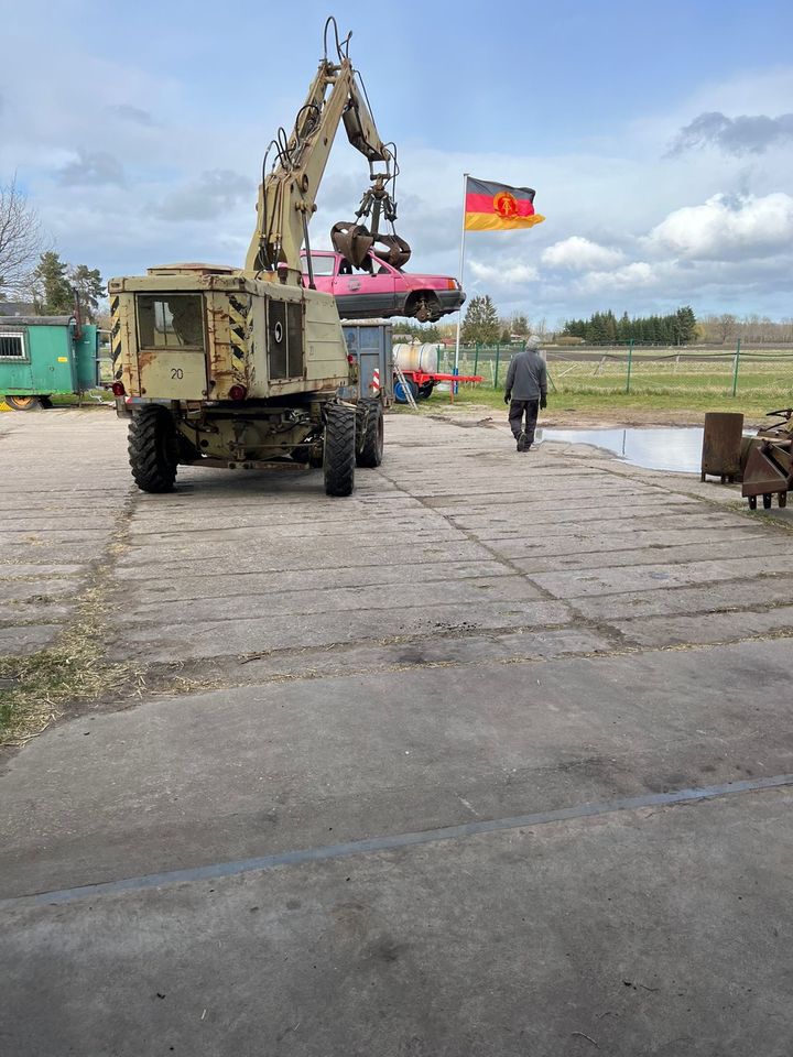 Bagger, Radlader, Teleskoplader, Hubbühne mit Mann zu vermieten in Ahrenshagen-Daskow