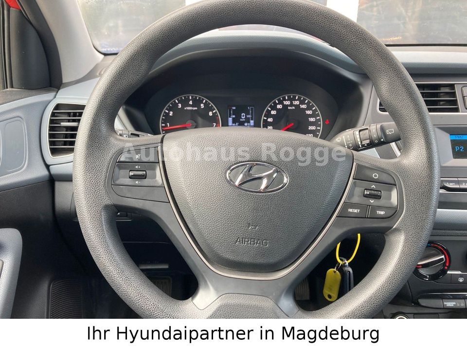 Hyundai i20 Select in Magdeburg