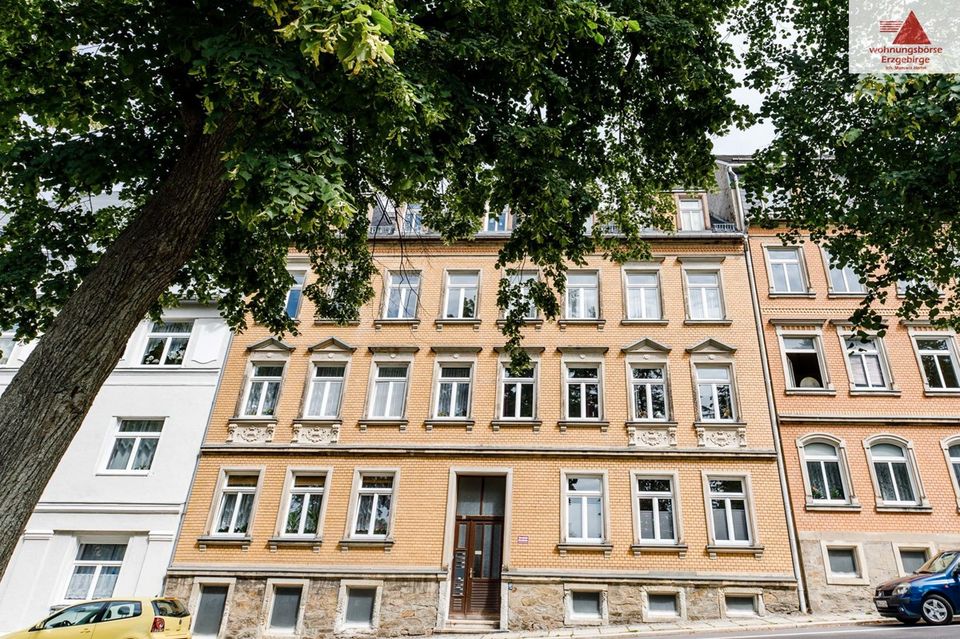 Ganz frisch renovierte 3-Raum-Dachgeschosswohnung auf der Parkstraße in Annaberg! in Annaberg-Buchholz