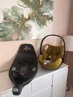 Tolle Cybex Cloud Z+ Babyschale und Isofix Base Harburg - Hamburg Marmstorf Vorschau