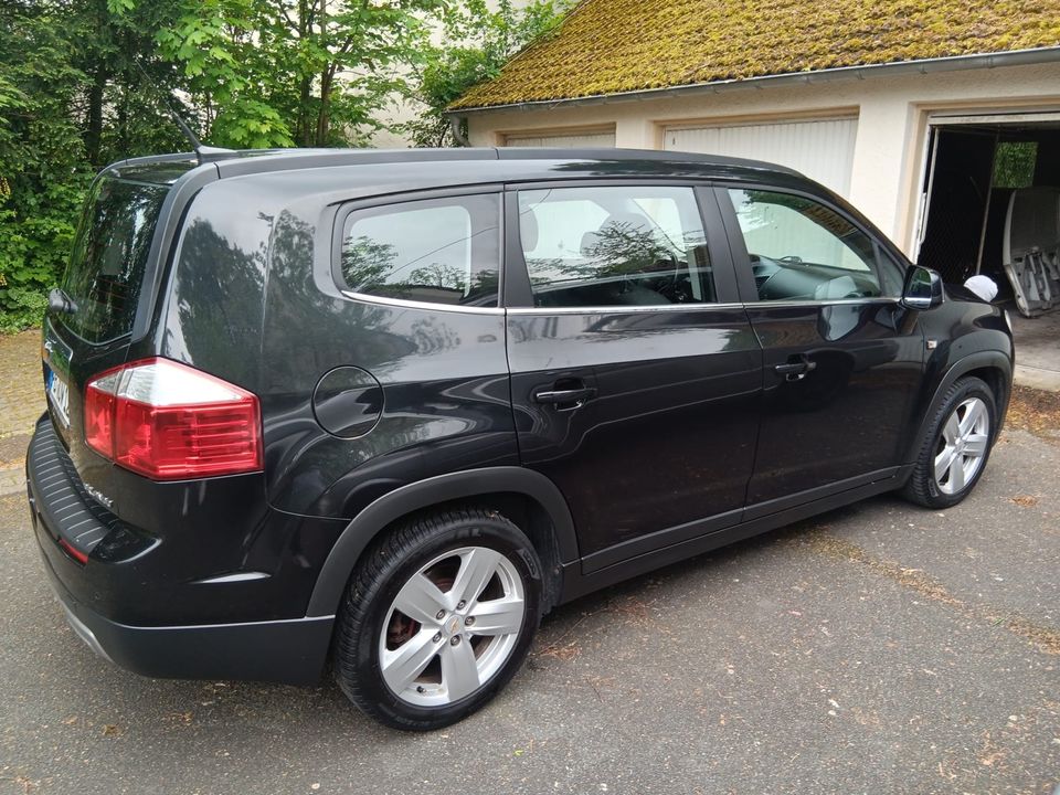 Chevrolet Orlando 2.0 Diesel 7 Sitze /Automatik/ Navi in Paderborn