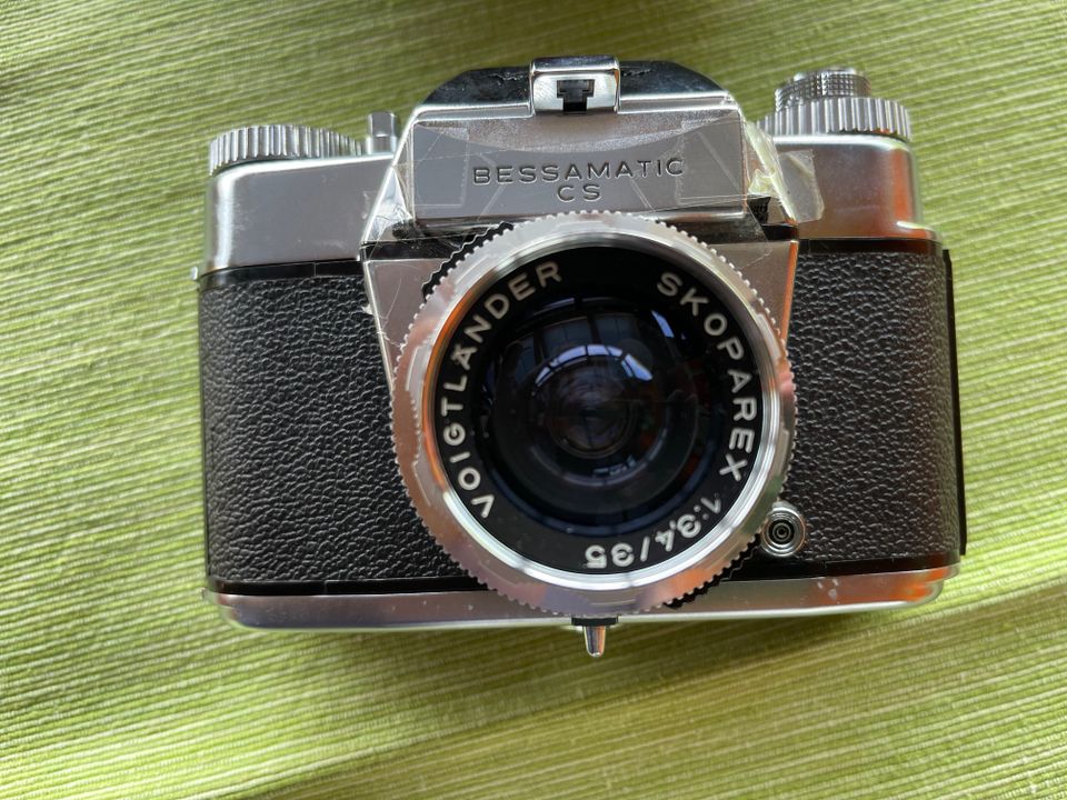 Voigtländer Bessamatic CS Kleinbildcamera mit Zubehör in Chamerau