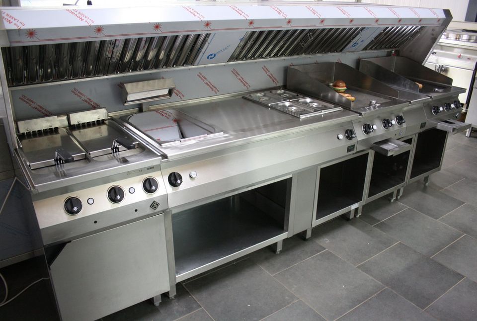 Imbissanlage Fa. MKN +Haube Gastro 2x Grillplatte 24 M Garantie ! in Borken