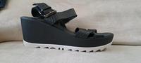 "Young Spirit" Keilabsatz Sandalen / Wedges Gr.38 schwarz/weiß Berlin - Treptow Vorschau