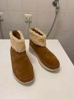 Ugg Boots für den Übergang München - Bogenhausen Vorschau