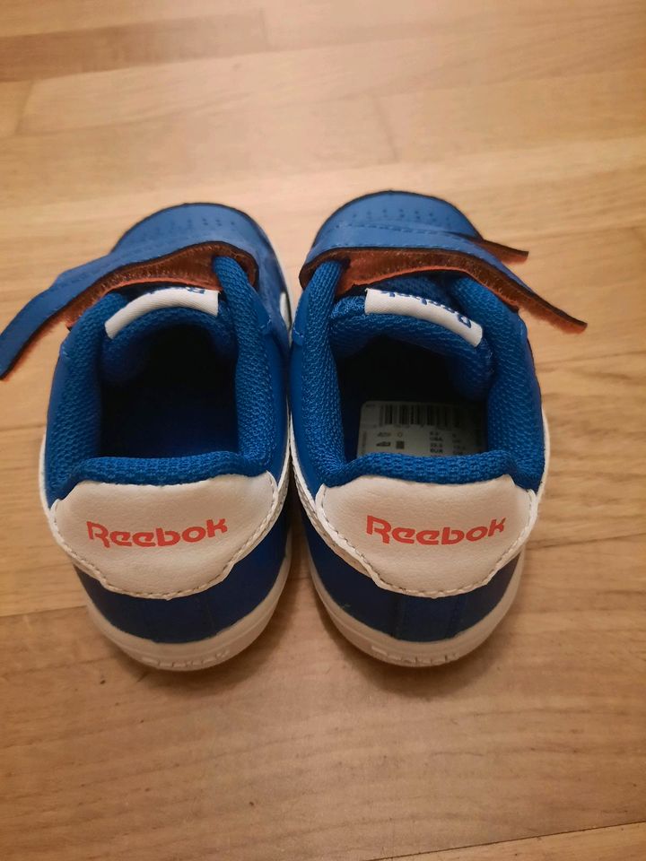 Reebok Baby Sportschuhe in Frankfurt am Main