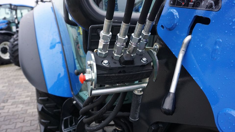 NEW HOLLAND T 4.65 mit STOLL Frontlader sofort verfügbar in Rötz